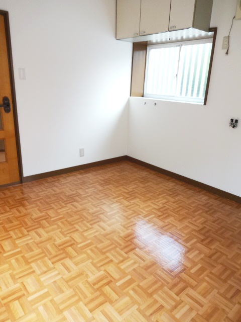 Living and room. Bright beautiful Western-style.