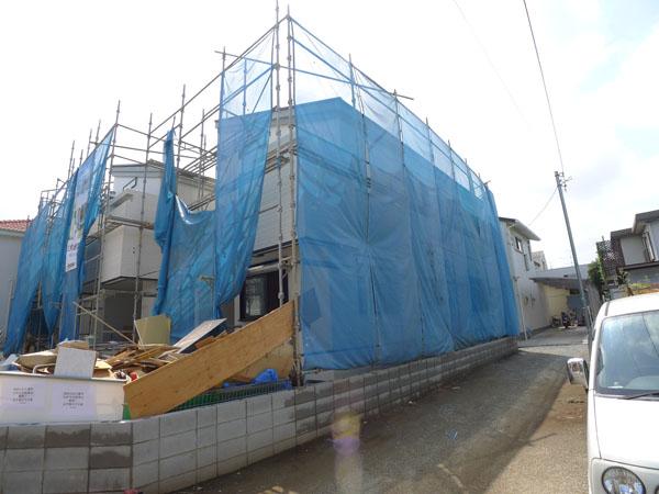 Local appearance photo. A Building