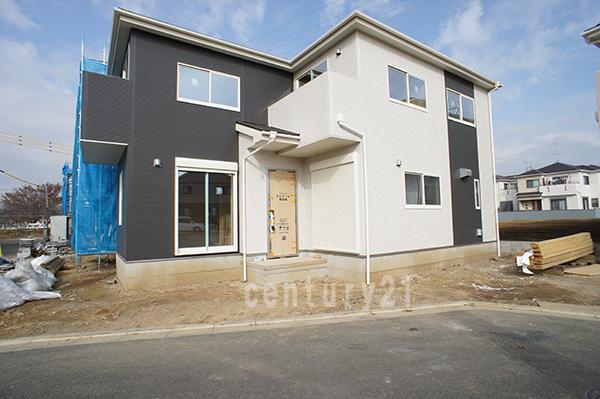 Local appearance photo. 10 Building