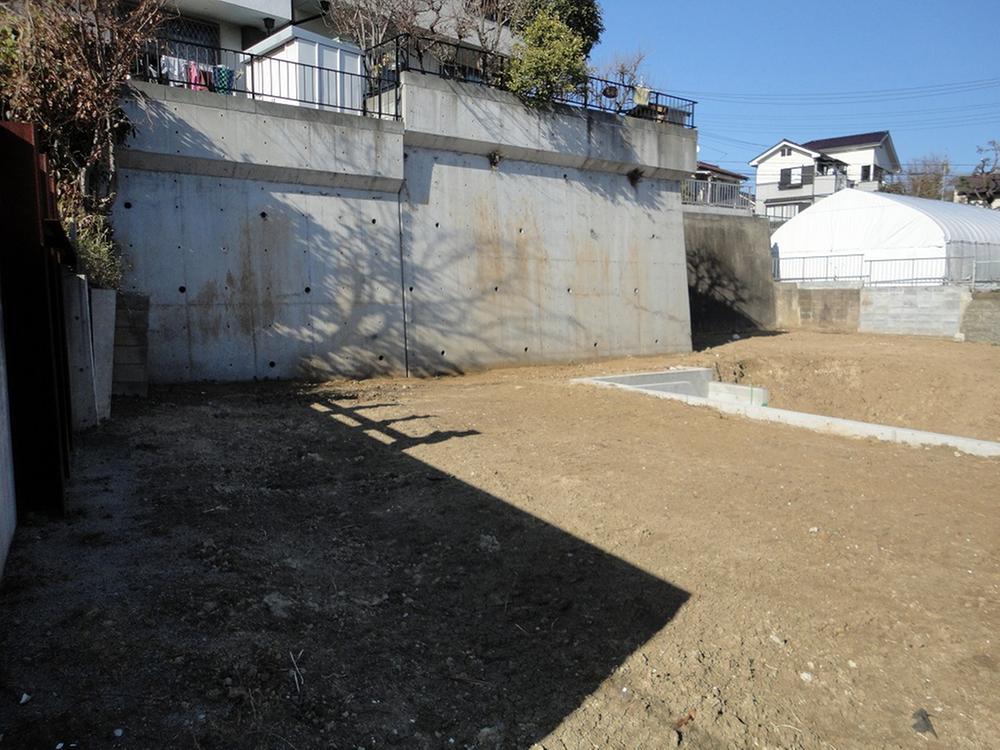 Local land photo. Local (March 2012) shooting