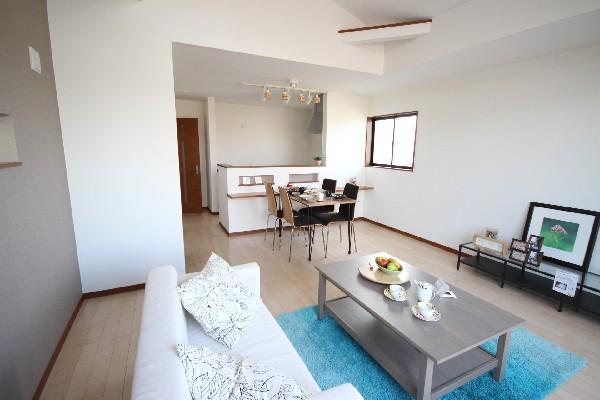 Living. Detached interior introspection Pictures - room with clean tones and living white is likely to enjoy a variety of facial expressions by furniture