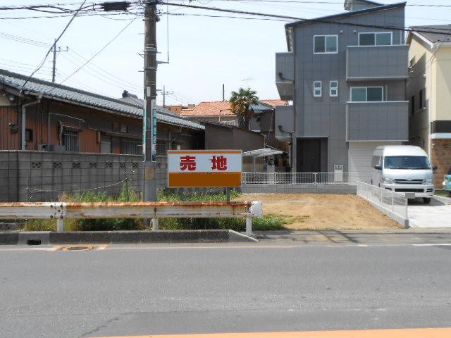 Local photos, including front road