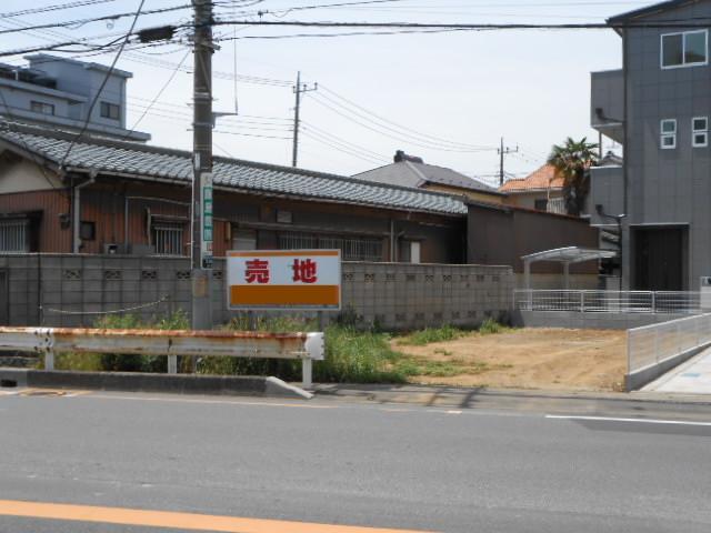 Local photos, including front road