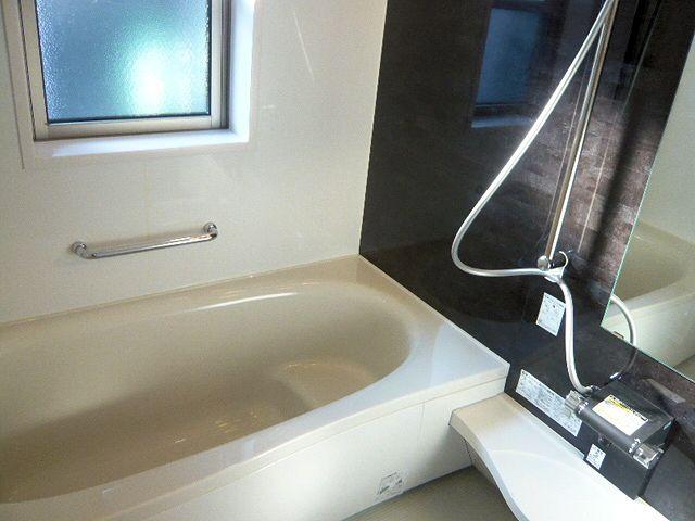 Bathroom. Building 2 bathroom