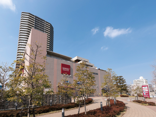 Surrounding environment. Muse City Shopping Square (about 410m, 6 mins) Olympic, Nitori, Musashi Urawa Medical Center, Konami Sports Club