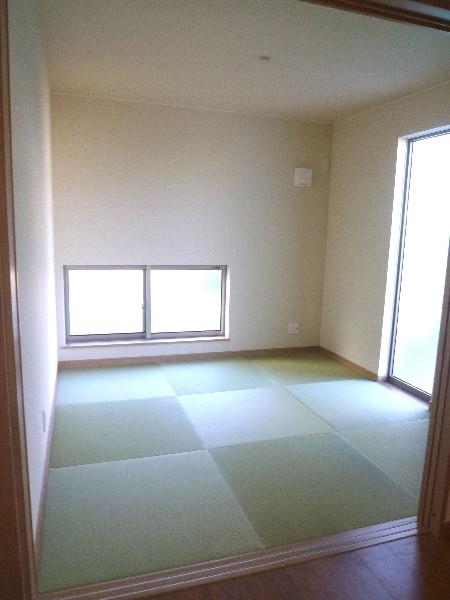 Non-living room. Visitor is, Beautiful Japanese-style room that we have to produce a "hospitality" of Japan. 