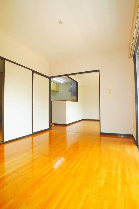 Living and room