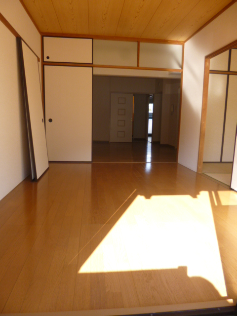 Living and room