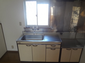 Kitchen. Gas stove installation Allowed