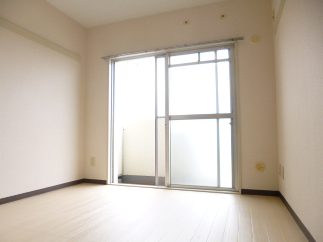 Other room space
