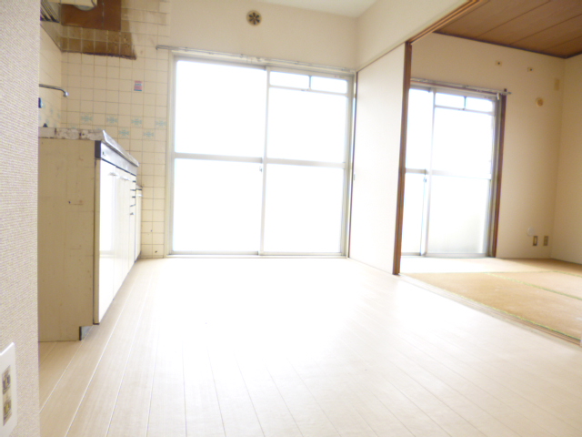 Living and room