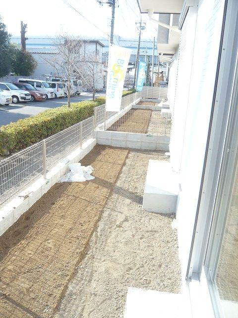 Garden. Widely provided on the south side, Bright garden.