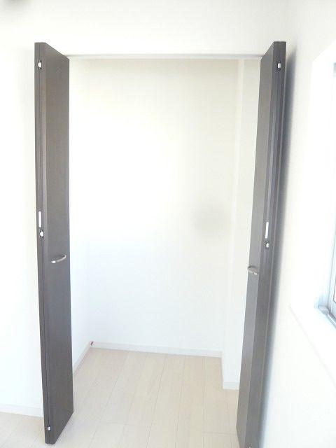 Receipt. Service storage.