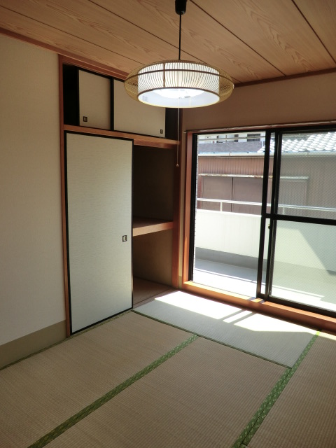 Living and room