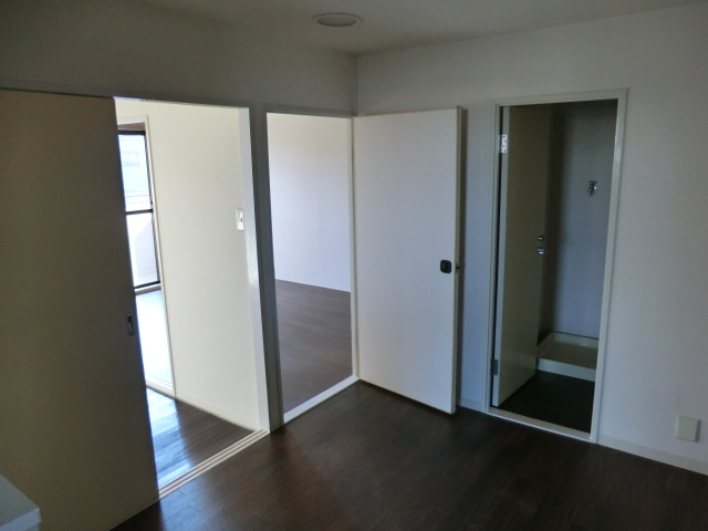 Living and room