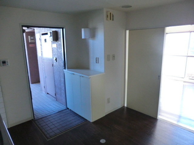 Living and room
