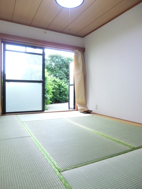 Living and room