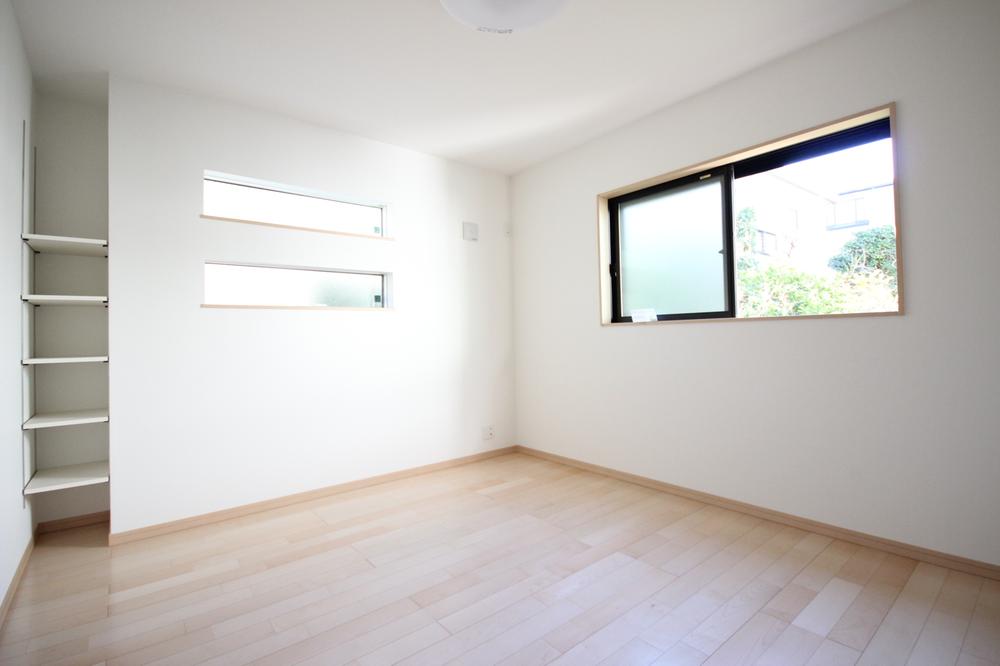 Non-living room. Room of the C Building is friendly shade.