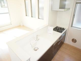 Kitchen. Local (11 May 2013) Shooting