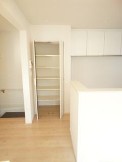 Receipt. Local (11 May 2013) Shooting