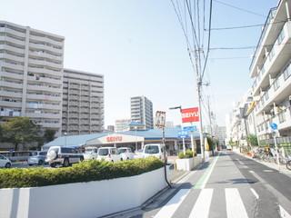 Supermarket. 527m until Seiyu Minami Urawa store