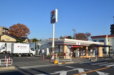 Convenience store. 1300m to Seven-Eleven (convenience store)
