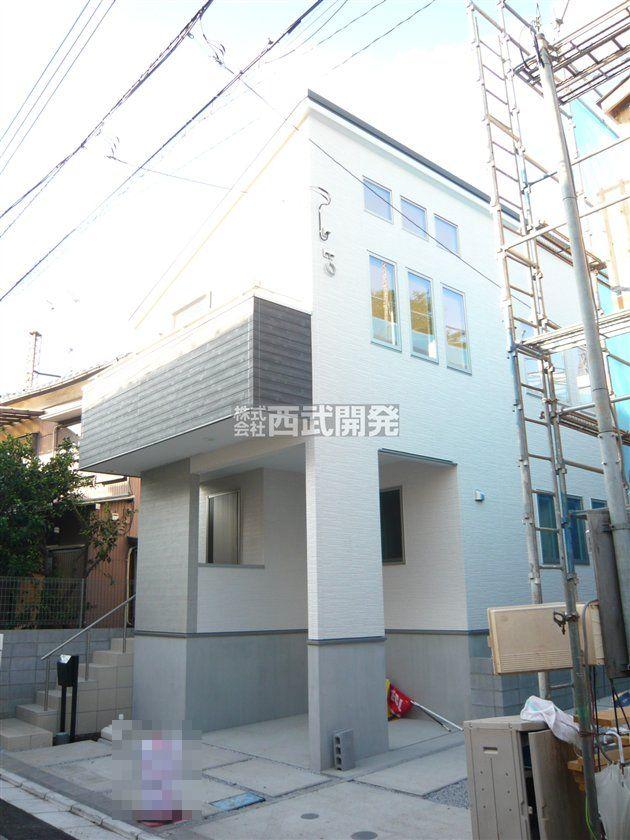 Local appearance photo. Local (10 May 2013) Shooting