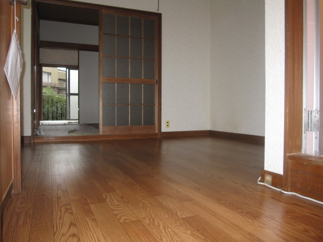 Living and room