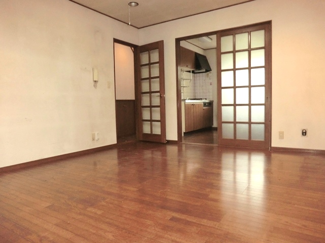 Living and room