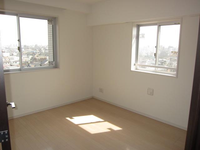 Other room space