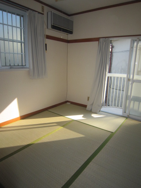 Living and room