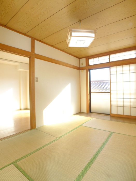 Living and room