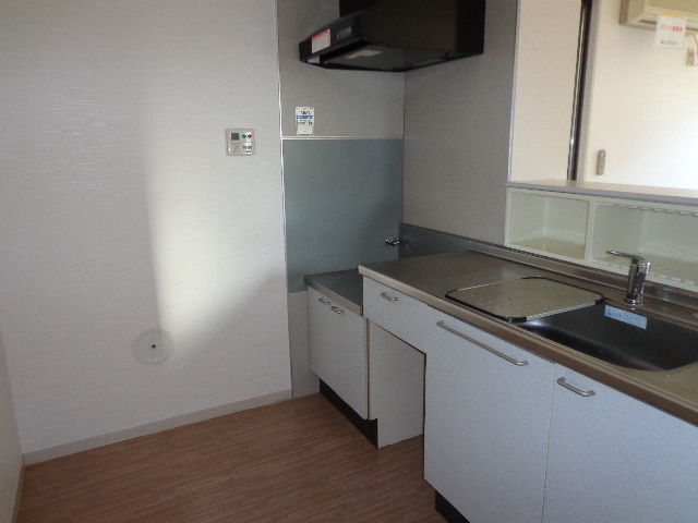 Kitchen. ☆ Comfortable wide kitchen ☆