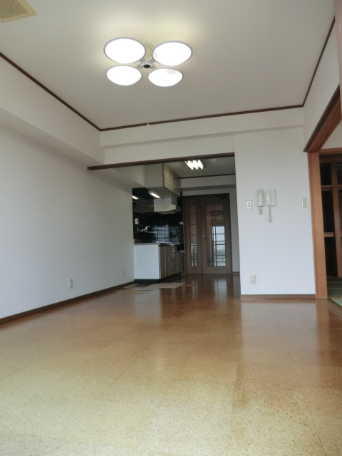 Living and room