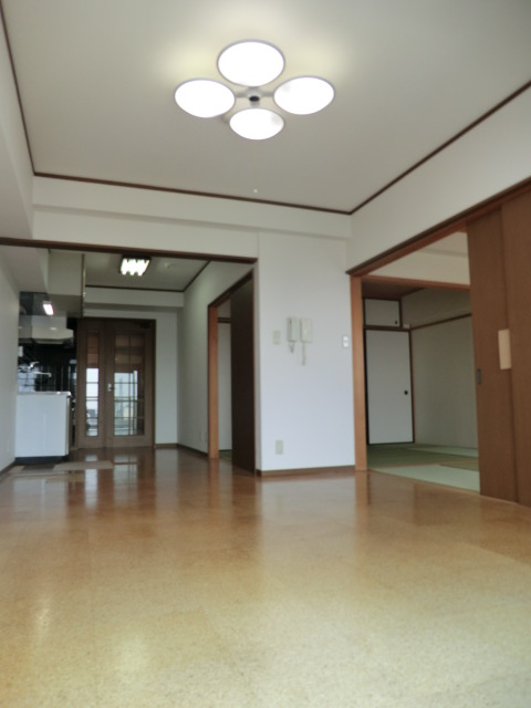 Living and room