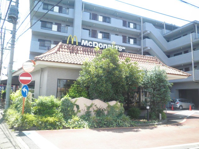 restaurant. 1100m to McDonald's Urawa Daitakubo store (restaurant)