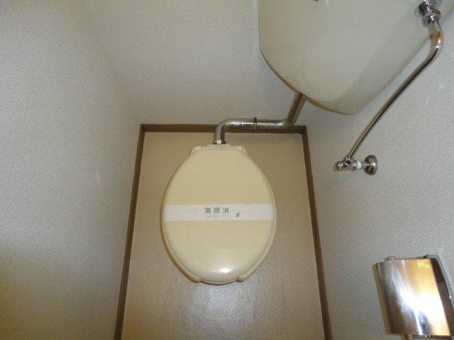 Toilet.  ☆ bus ・ Restroom ☆
