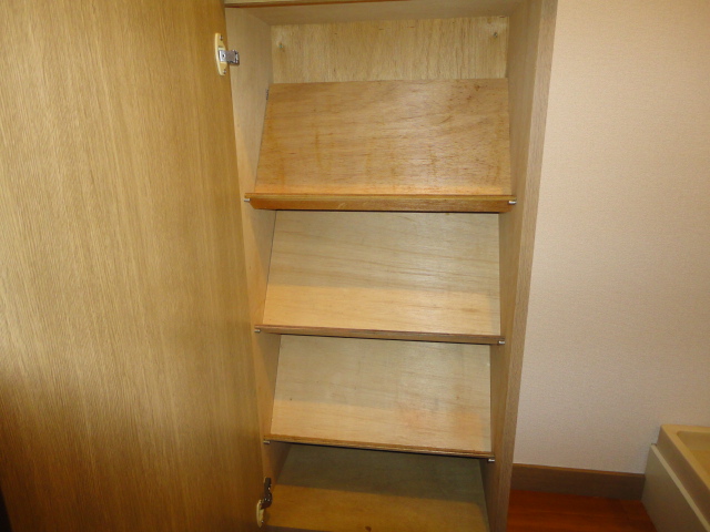 Entrance.  ☆ Shoe box ☆
