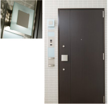 Security.  [illumination ・ Intercom panel with a camera] In front of the entrance was established a fashionable lighting detached sense. Also it greets bright at the time of the evening return home. Also, For us reflects clearly to monitor the visitor. (Same specifications)