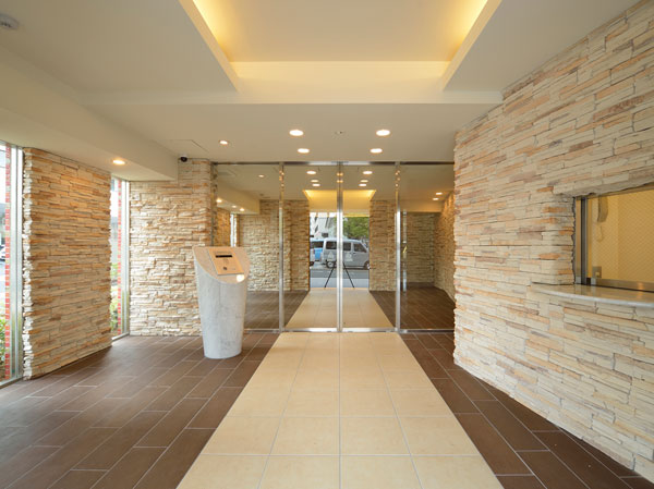 Shared facilities. Entrance hall