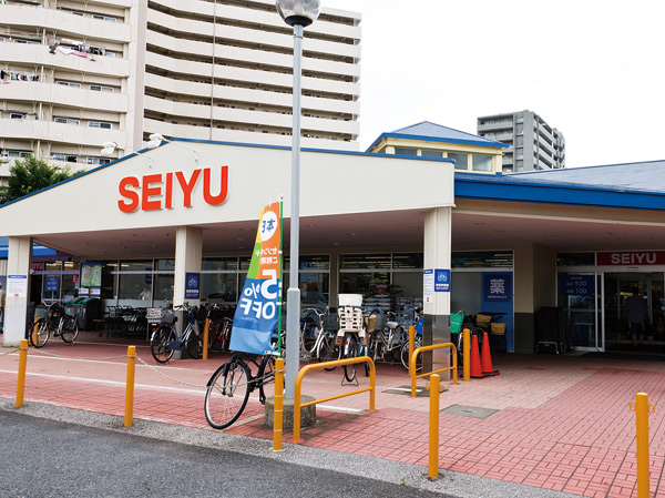 Surrounding environment. Seiyu Minami Urawa store (about 150m ・ A 2-minute walk)