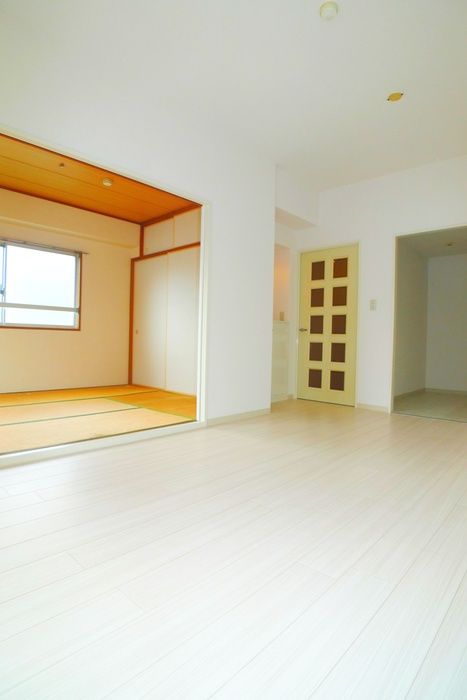 Living and room