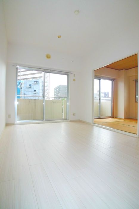 Living and room