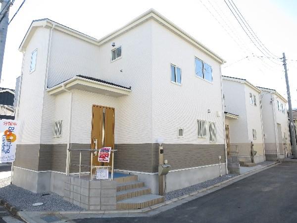 Local photos, including front road