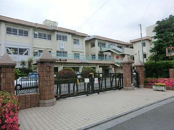 Primary school. 400m to Saitama City Tatsunishi Urawa Small