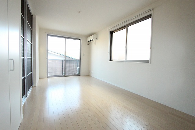 Living and room