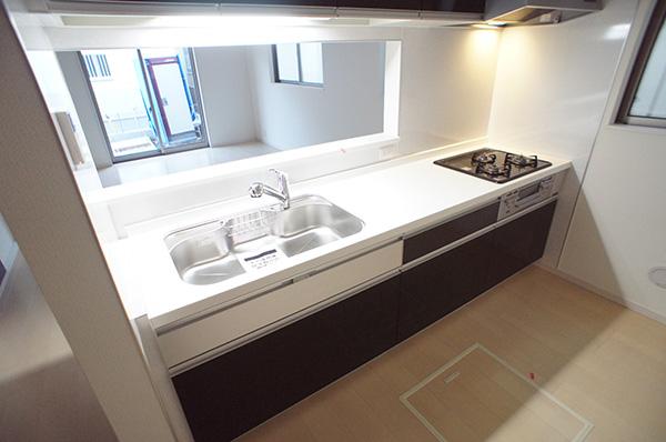 Kitchen. Face-to-face kitchen can feel your family close Indoor (12 May 2013) Shooting 9 Building