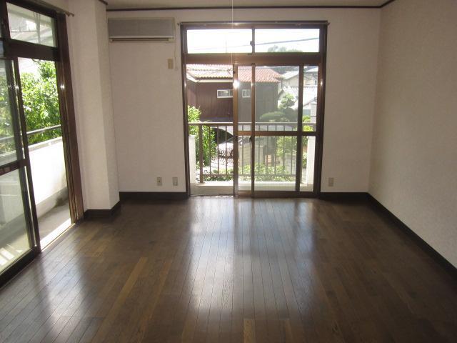 Other room space