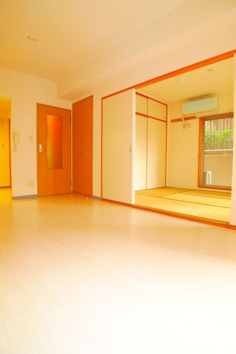 Living and room
