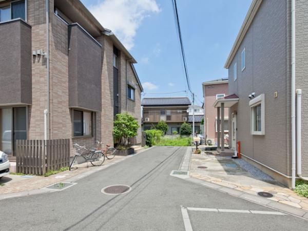 Local photos, including front road. 2013 / 07 / 18 shooting 